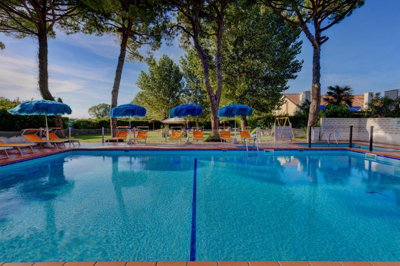 Hotel Frank Lido di Jesolo Exteriör bild